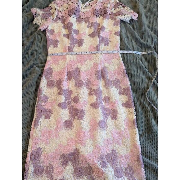 Gina Bacconi Women's Size 6 White Pink Purple Mother of the Bride Dress Overlay - Picture 10 of 10